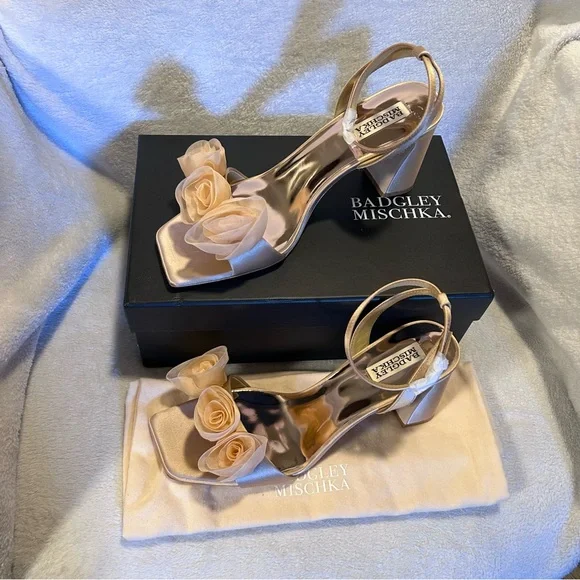 BADGLEY MISCHKA Carli Satin Tulle Rose Ankle-Strap Sandals in Blush Nude Sz 10 - Picture 6 of 15